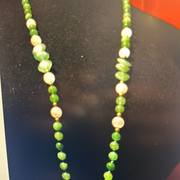 Beautiful Genuine Antique Green and Pink Jade Necklace - Picture 1 of 5